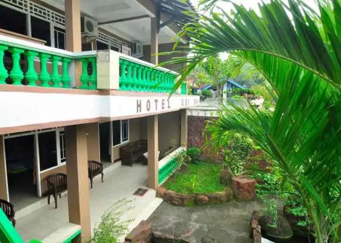 Hotel Dan Restoran Budi INN 1