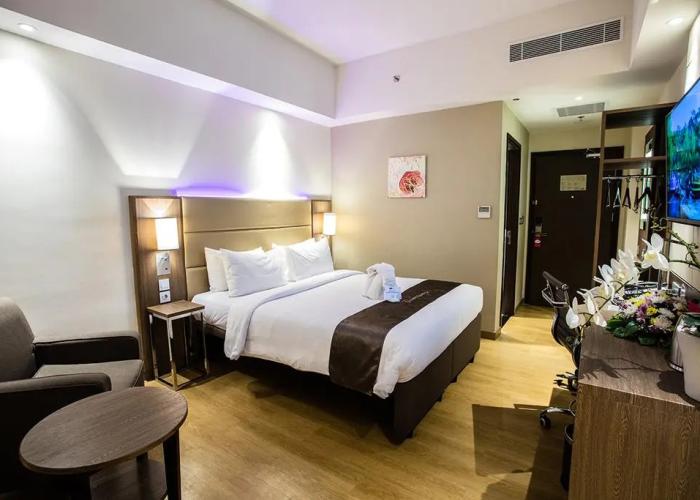 Bigland Hotel & Convention Sentul