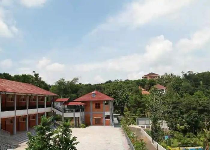 Rizen Kedaton Resort