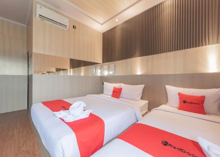 RedDoorz near Exit Toll Sirkuit Sentul