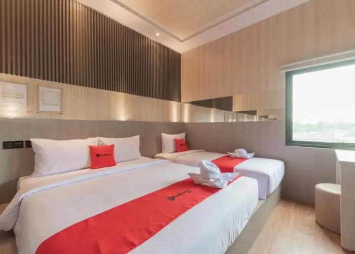 RedDoorz near Exit Toll Sirkuit Sentul