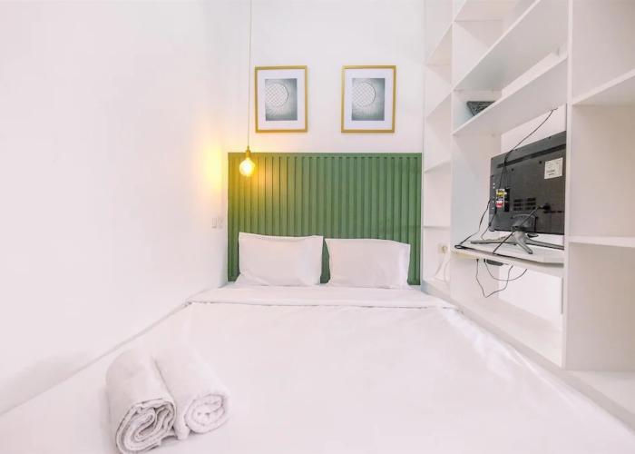 Cozy Living Studio Room Royal Sentul Park Apartment