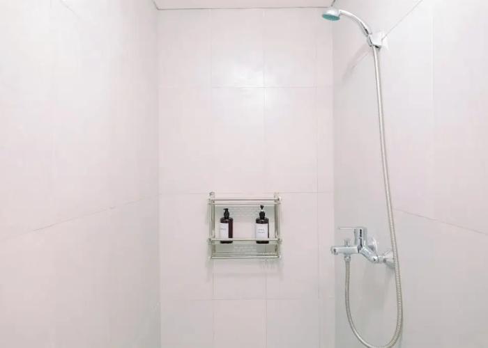 Cozy And Restful Studio Lrt City Sentul - Royal Sentul Park Apartment