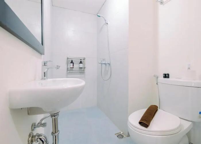 Cozy And Restful Studio Lrt City Sentul - Royal Sentul Park Apartment