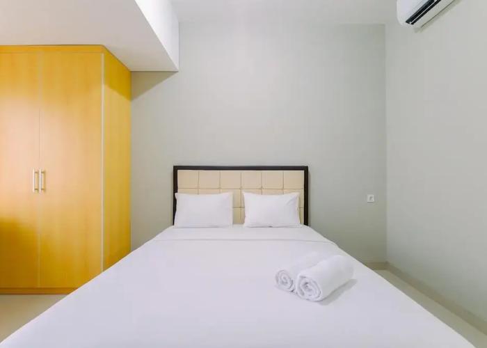 Homey Studio At Lrt City Sentul - Royal Sentul Park Apartment