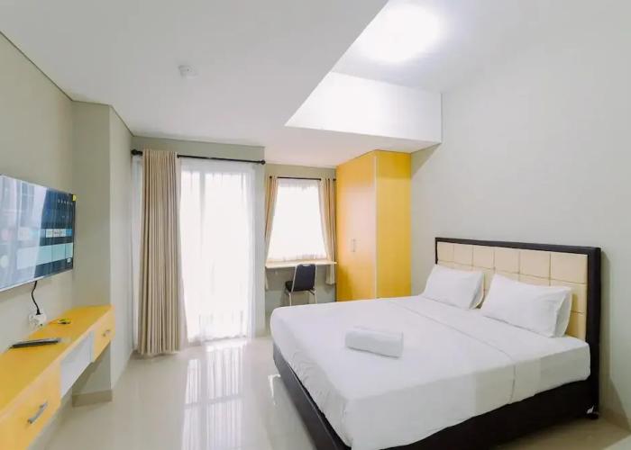 Homey Studio At Lrt City Sentul - Royal Sentul Park Apartment