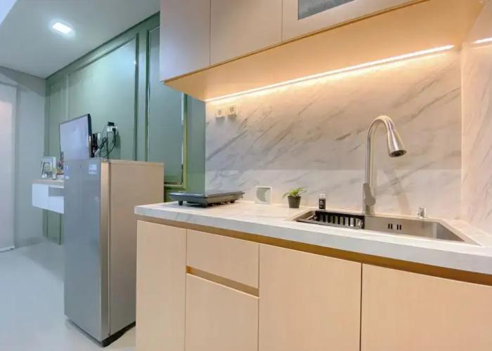 Warm And Simply Studio At Royal Sentul Park Apartment