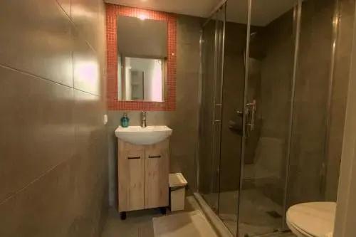 B & B. Mikunda