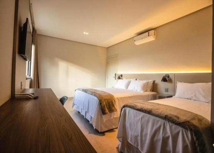 Naim Hotel