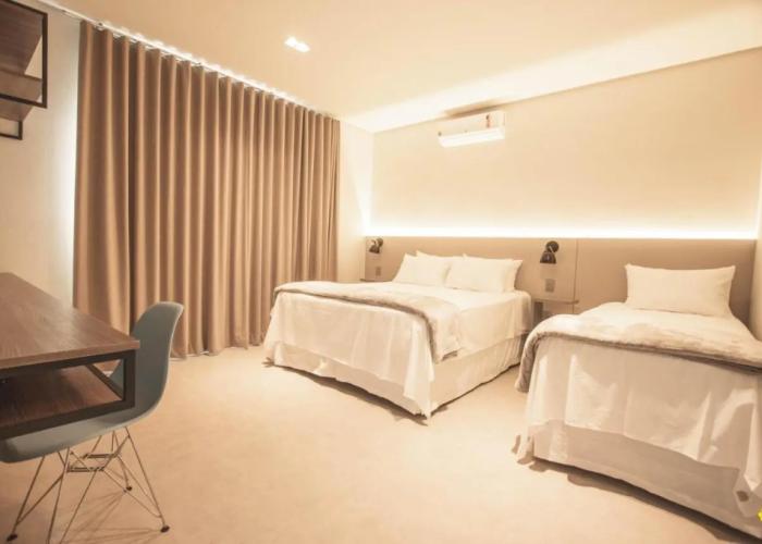Naim Hotel