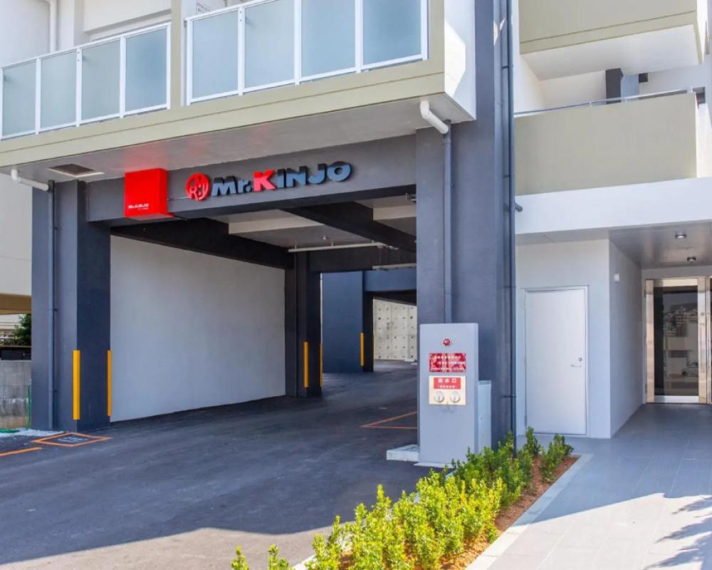 фото Mr.KINJO inn in front of Children Medical Care Center