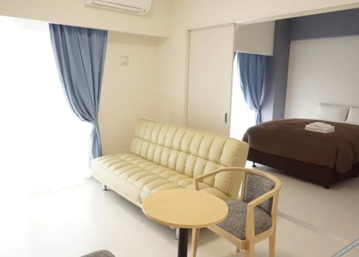 Mr.KINJO inn in front of Children Medical Care Center