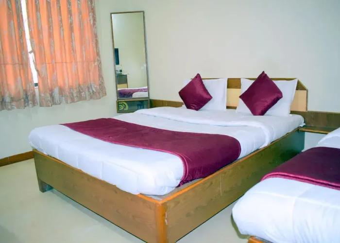 Manas Cottage Saputara