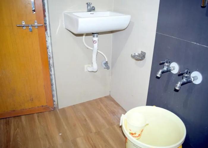 Manas Cottage Saputara