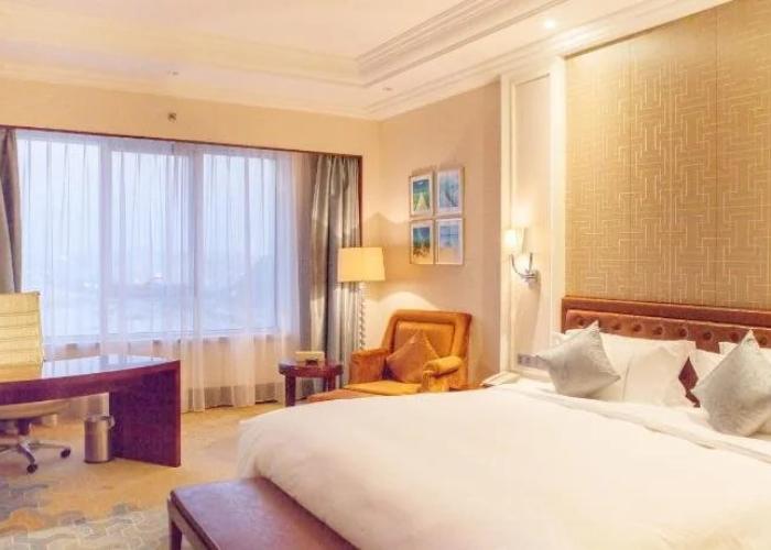 Glory Charm Hotel