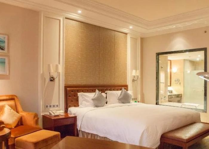 Glory Charm Hotel