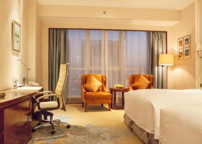 Glory Charm Hotel