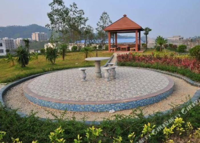 Huayecheng Holiday Hotel