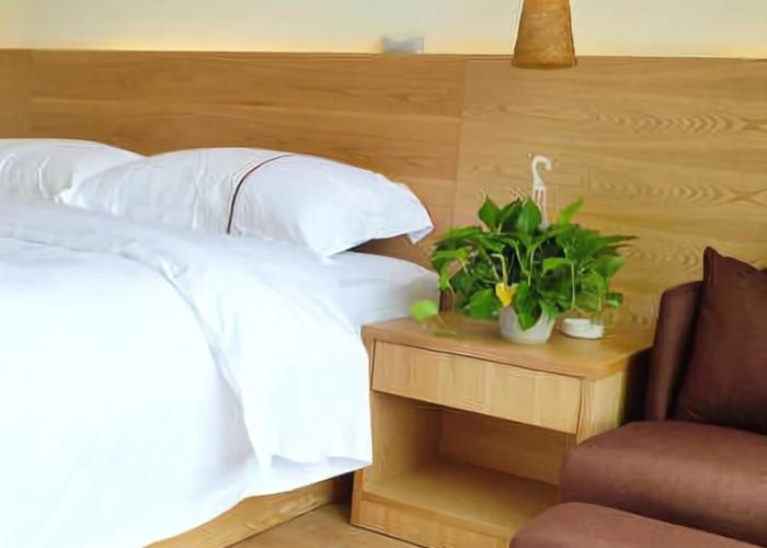 Dongxing Jinghui Hotel