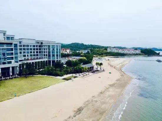 No.7 Mansion Light Luxury Seaview Hotel (Fangchenggang Sankuaishi Branch)