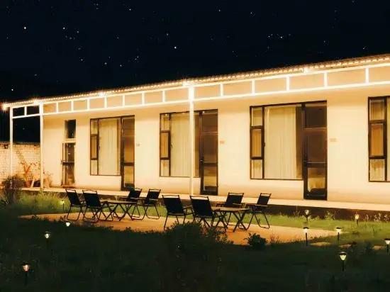 Nalati Yuekongshan Homestay (Nalati Grassland)
