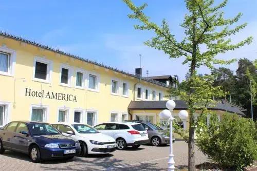 Hotel America