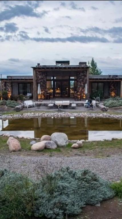 Casa de Huespedes Gimenez Riili