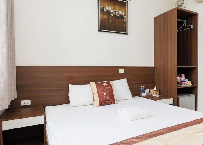 OYO 472 Lenka Hotel