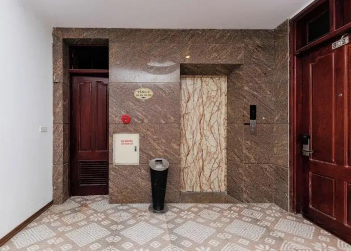 OYO 472 Lenka Hotel