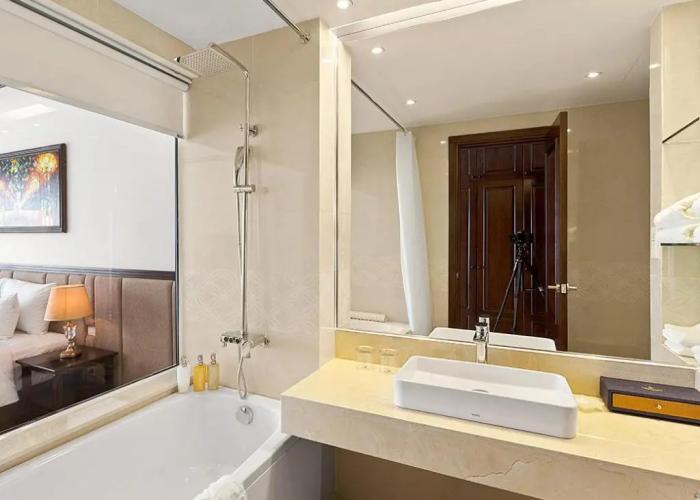 Westlake Hotel & Resort Vinh Phuc