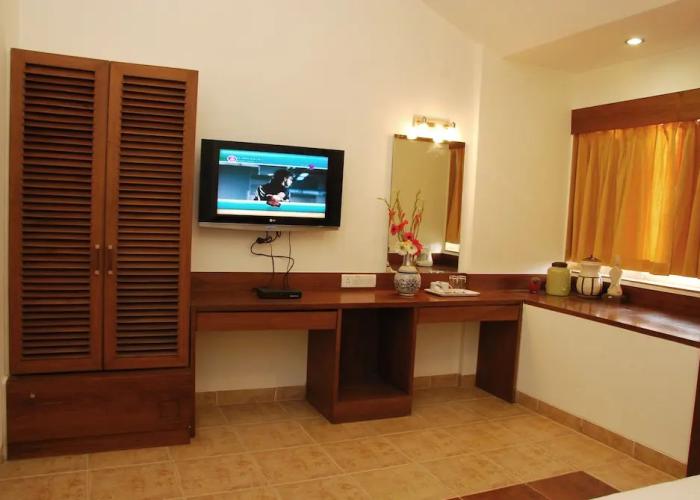 Manas Resort with Petting Zoo