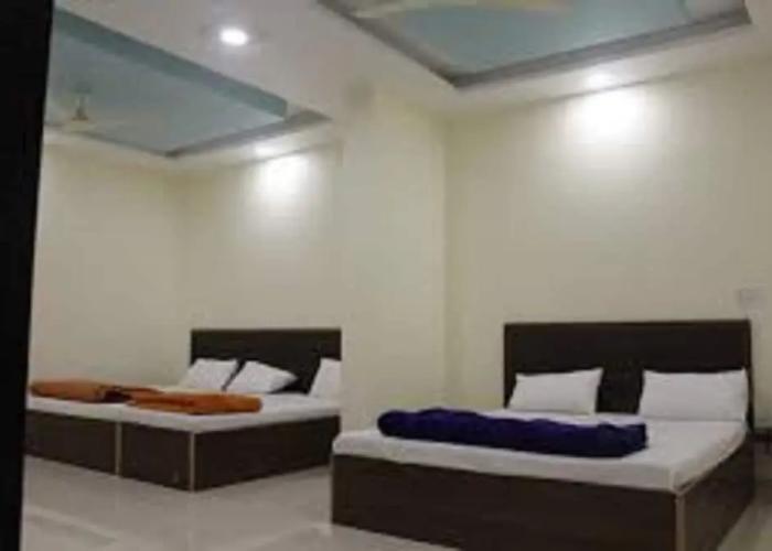 Hotel Radhika Inn
