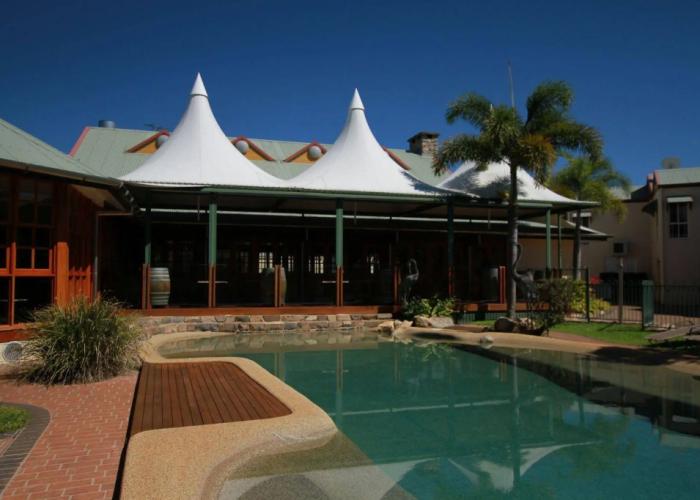 Tinaroo Lake Resort