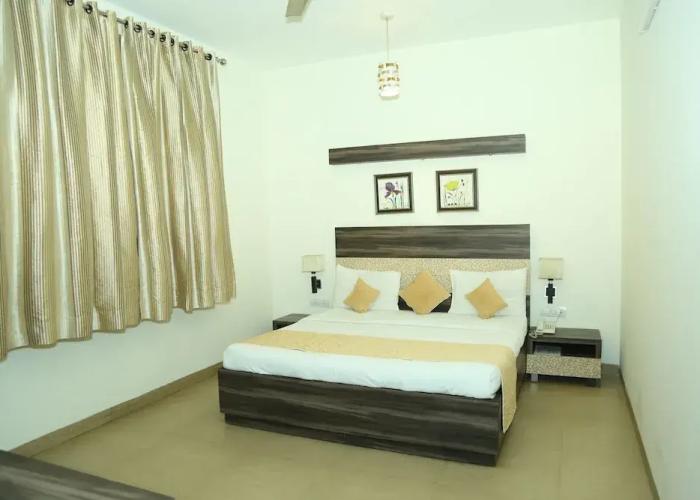 Hotel Kanishk