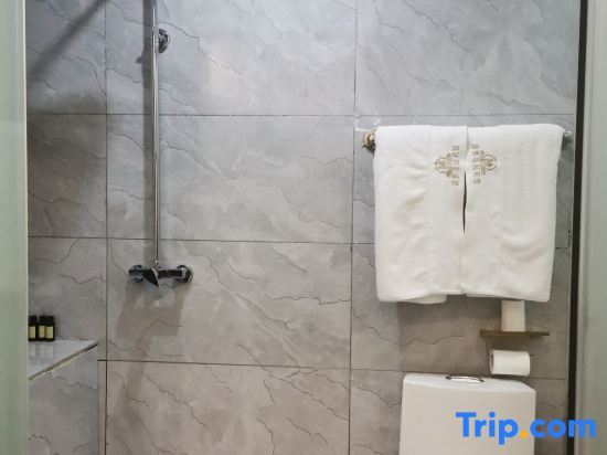 Nenjiang Shengshi Garden Hotel