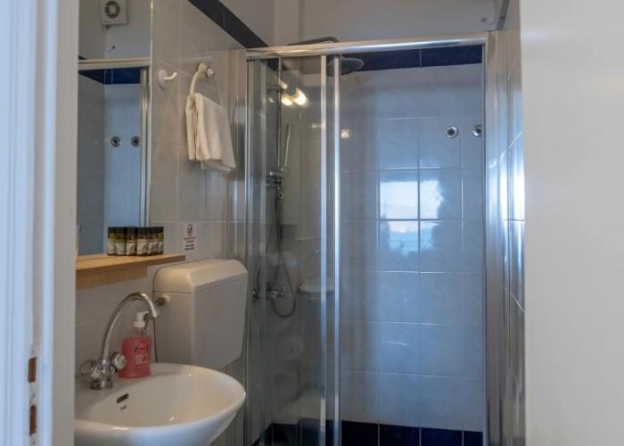 Meli Apartments & Villas