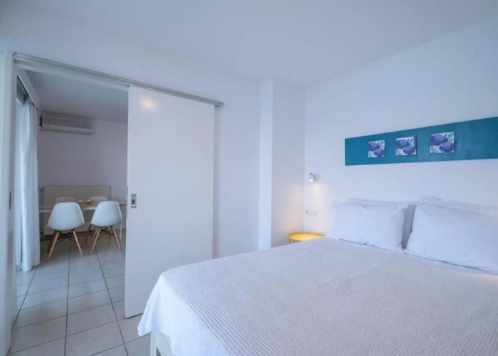 Meli Apartments & Villas