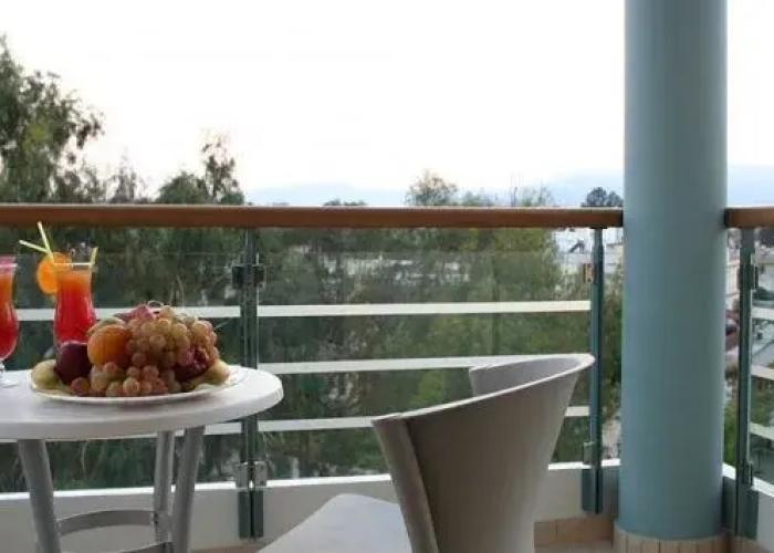 Alexandros Hotel