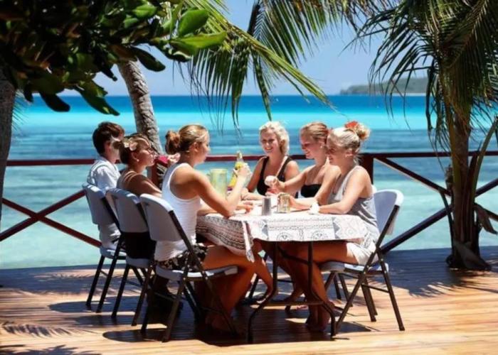 Nabua Lodge Hidden Getaway