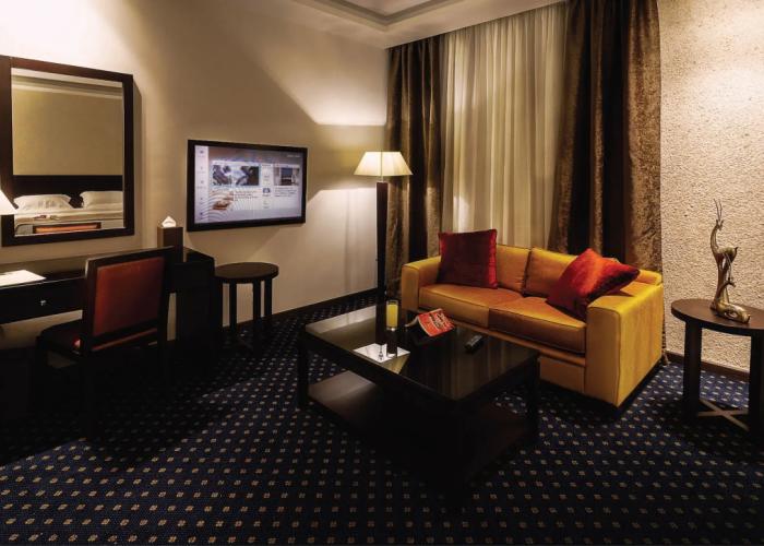 Seven Roses Hotel