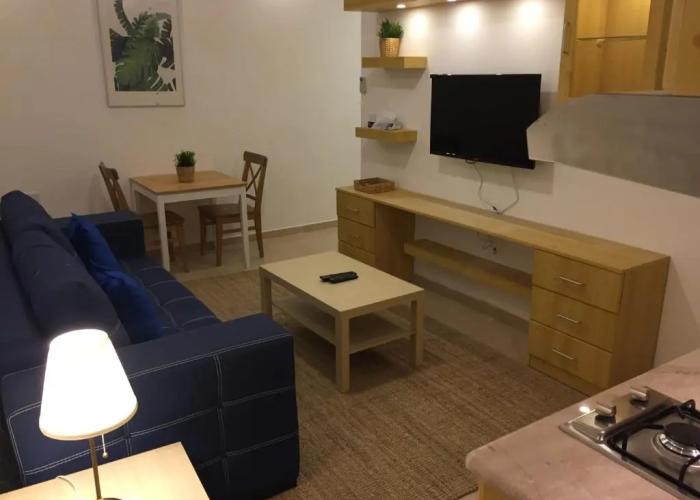 The Royal Luxury Apartments & studios
