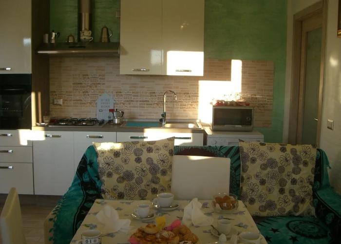 Room in Guest Room - S'olivariu Village Affittacamere - King Room With Roll-in Shower