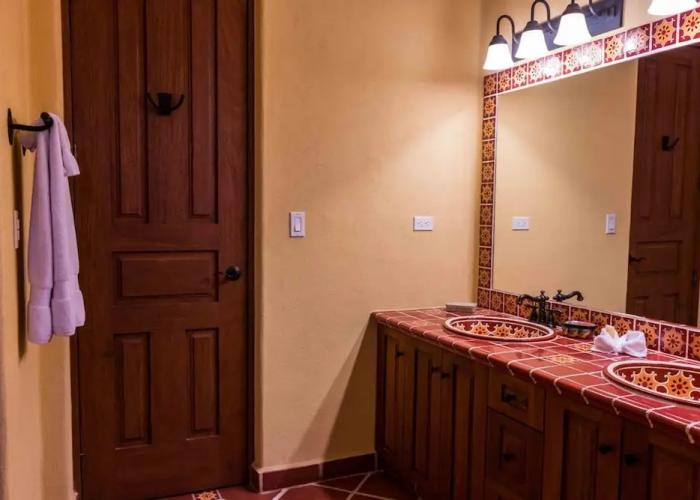 Casa Encantada 3 BR by Casago
