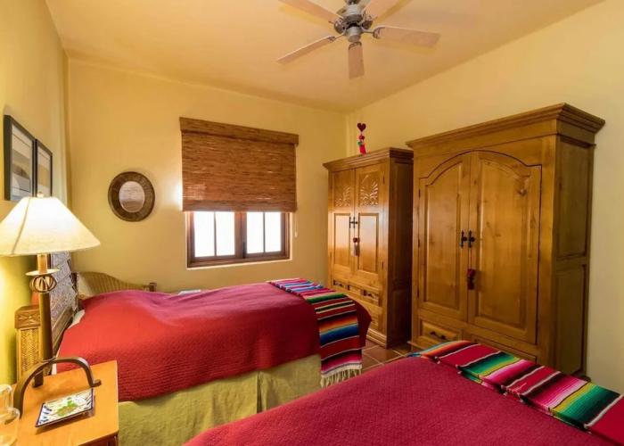 Casa Barcelona 2 BR by Casago