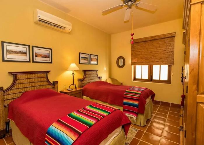 Casa Barcelona 2 BR by Casago