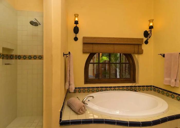 Casa Isla 2BR by Casago