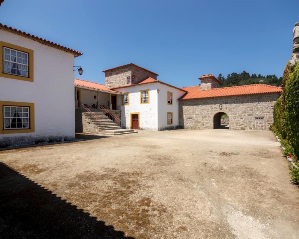 Casa da Portela de Sampriz
