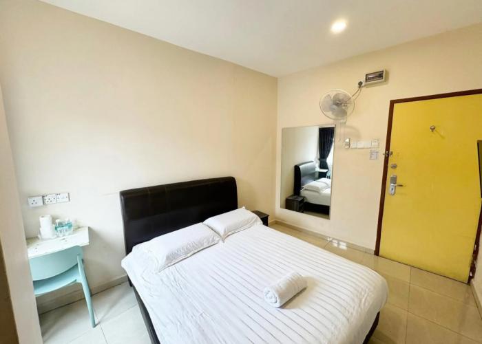OYO 89493 Q Hotel Mentakab