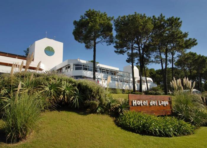 Hotel del Lago Golf & Art Resort