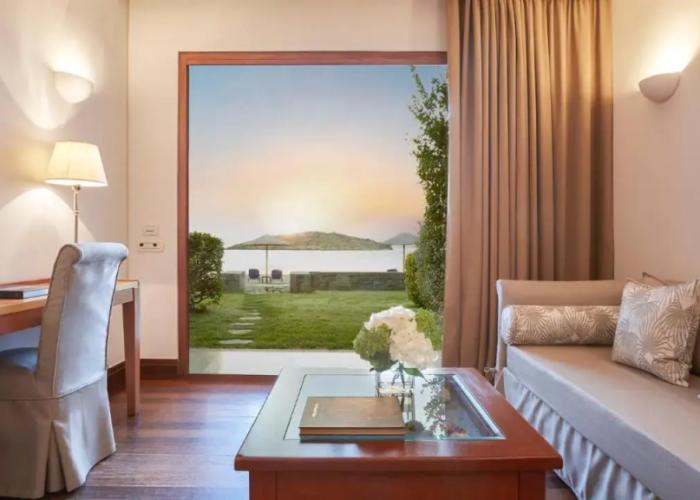 Grand Resort Lagonissi